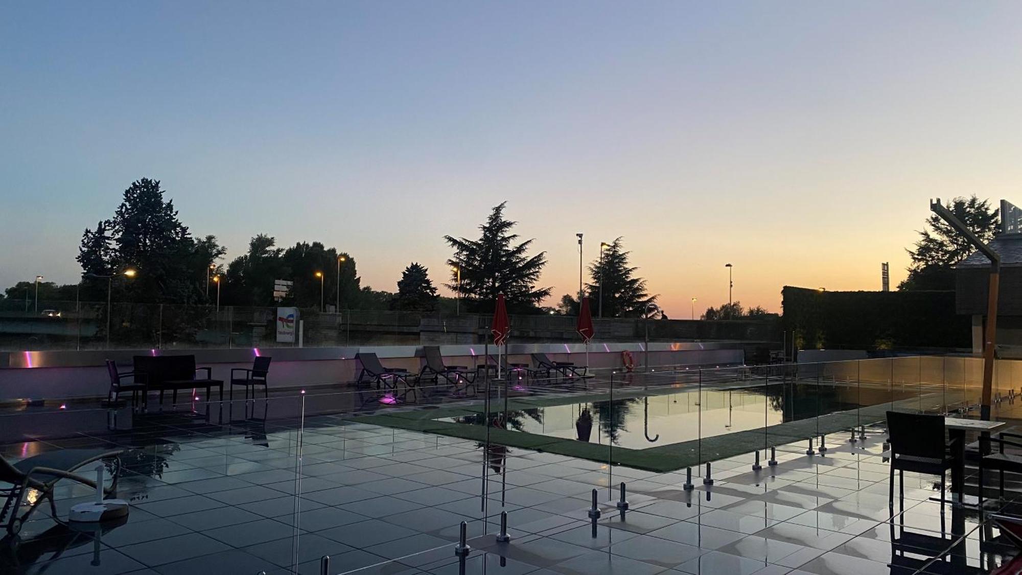 Mercure Orléans Centre Bords de Loire Esterno foto