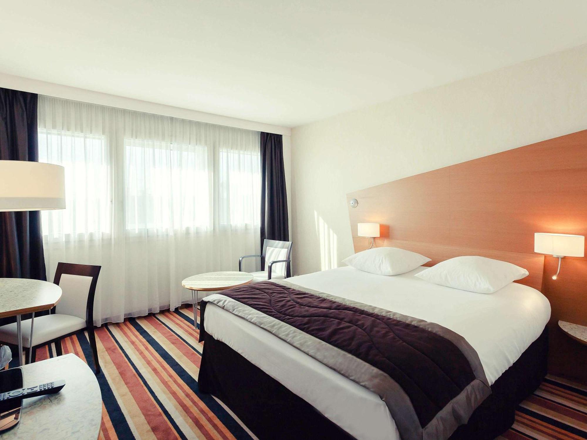 Mercure Orléans Centre Bords de Loire Esterno foto
